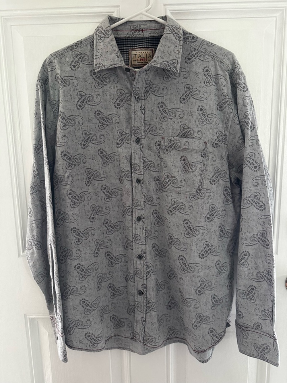 Vintage Italia brand Casual Men's Grey Paisley Button-Up Shirt